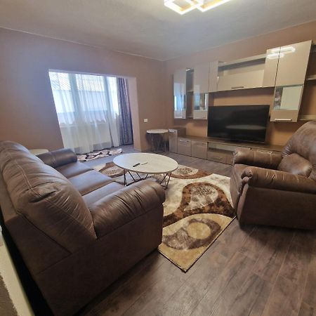 Apartament Iulius 3 Manastire Curtea de Argeş Zewnętrze zdjęcie
