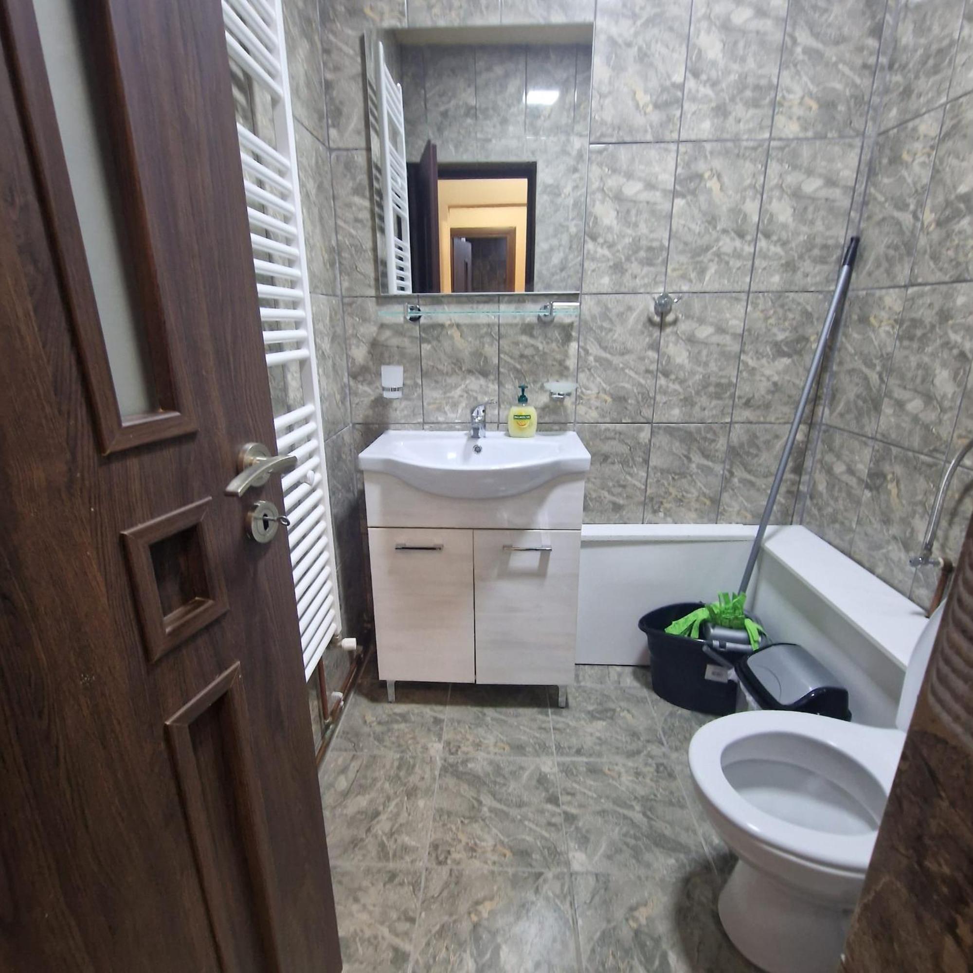 Apartament Iulius 3 Manastire Curtea de Argeş Zewnętrze zdjęcie